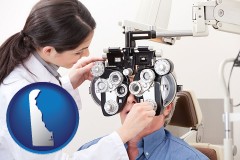 delaware map icon and female optometrist performing a sight test