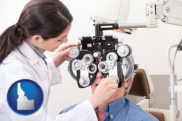 female optometrist performing a sight test - with Idaho icon