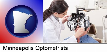 female optometrist performing a sight test in Minneapolis, MN